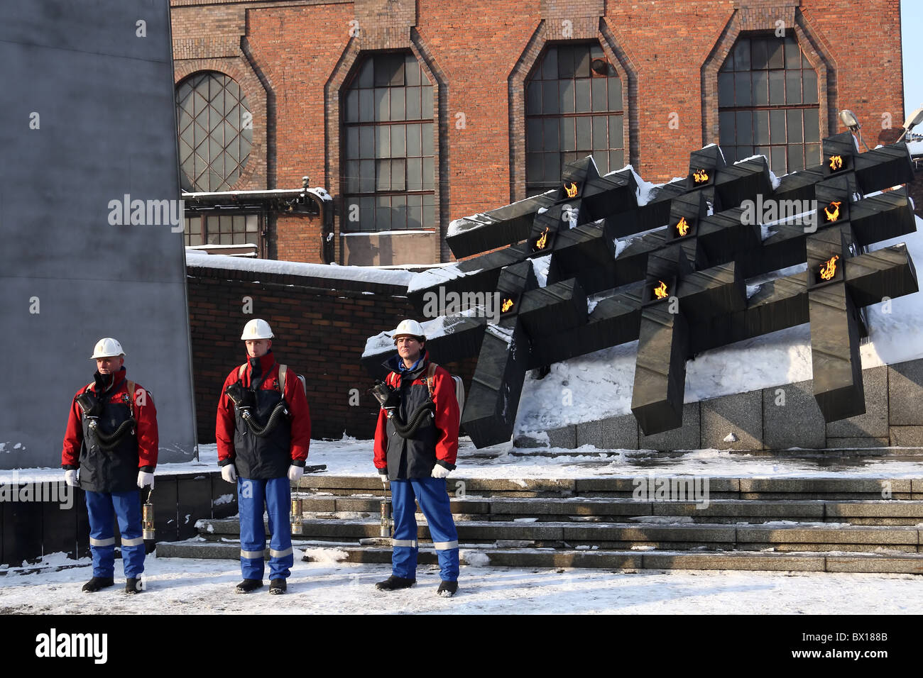 La journée 'Miner' en Pologne. Hommage aux mineurs le 9 victimes de massacre en Décembre 16, 1981 'La mine de charbon Wujek'. Katowice. Banque D'Images