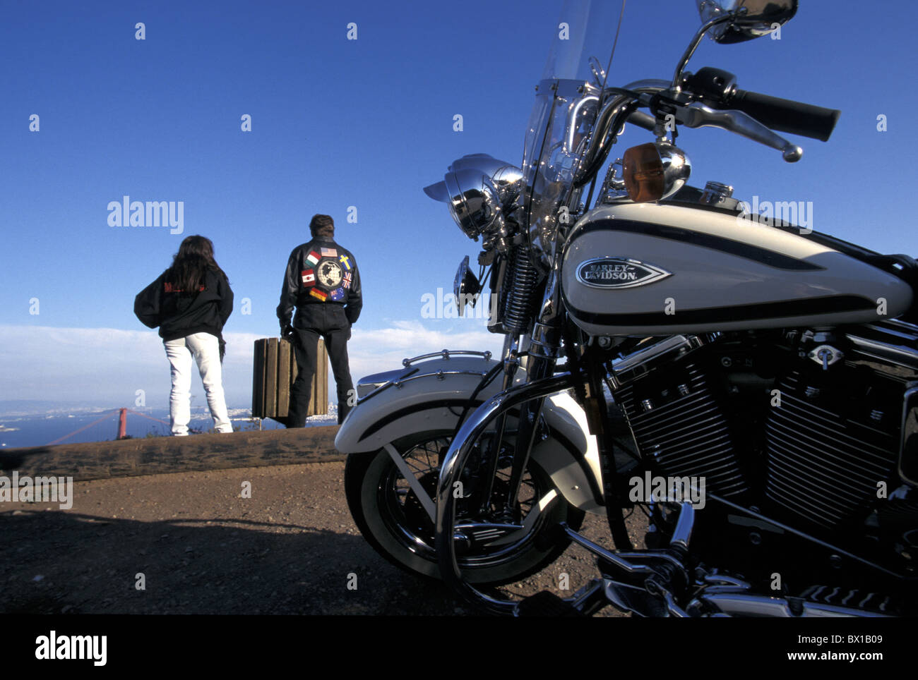 Couple de Californie vie bascule moto Harley Davidson San Francisco USA America United States Banque D'Images