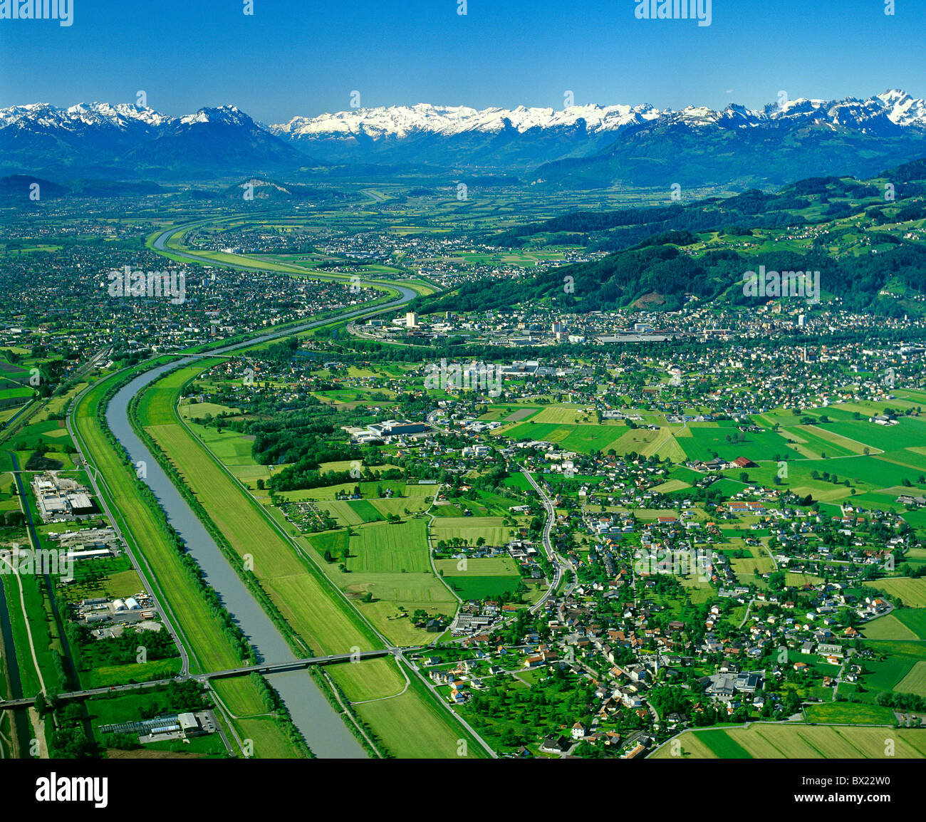 Photo aérienne Photo aérienne Autriche Europe canton St-gall Vue aérienne des montagnes hautement Lustenau va du Rhin Banque D'Images