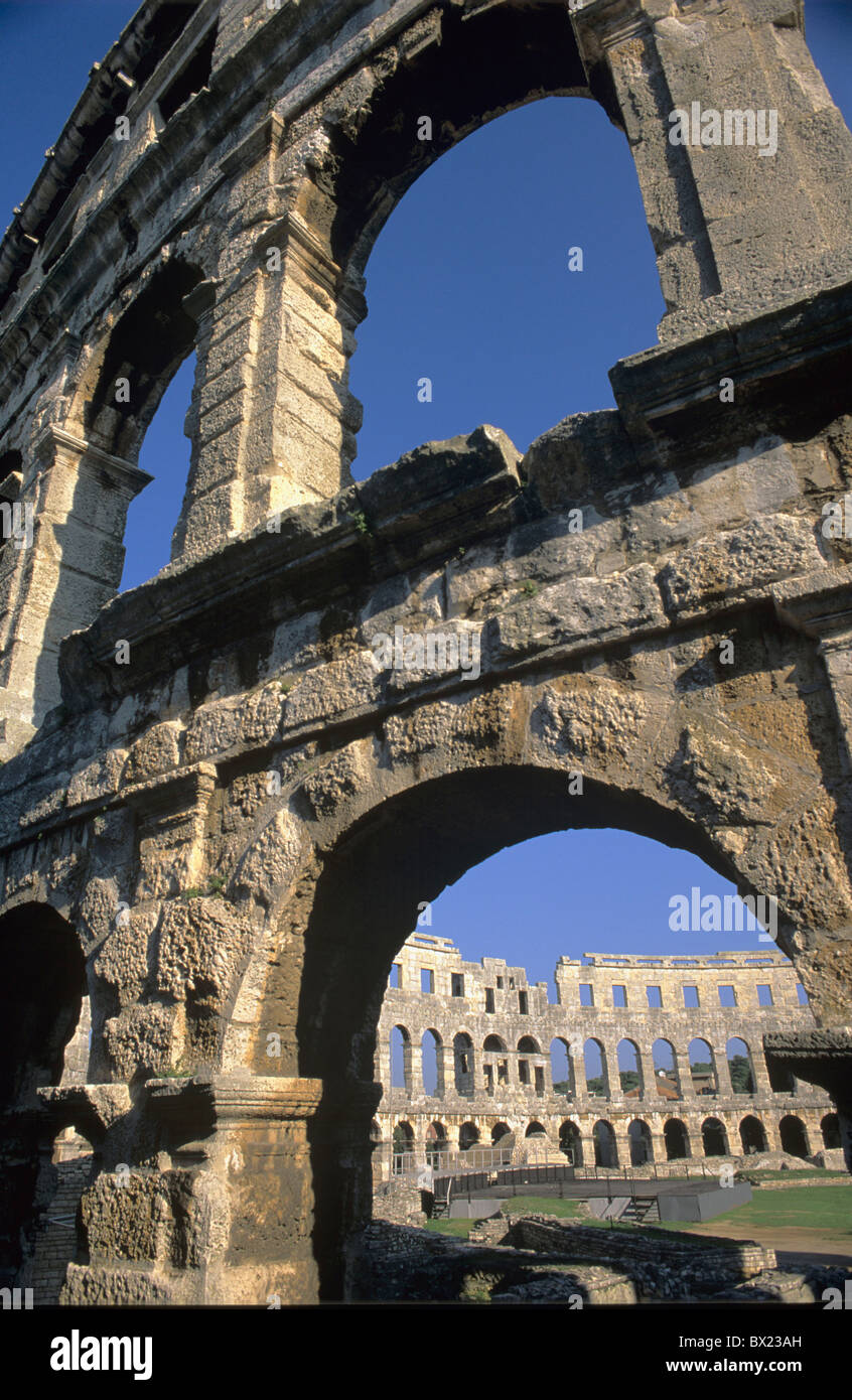 L'Europe Croatie Istrie Pula amphithéâtre romain antique antiquité architecture Banque D'Images