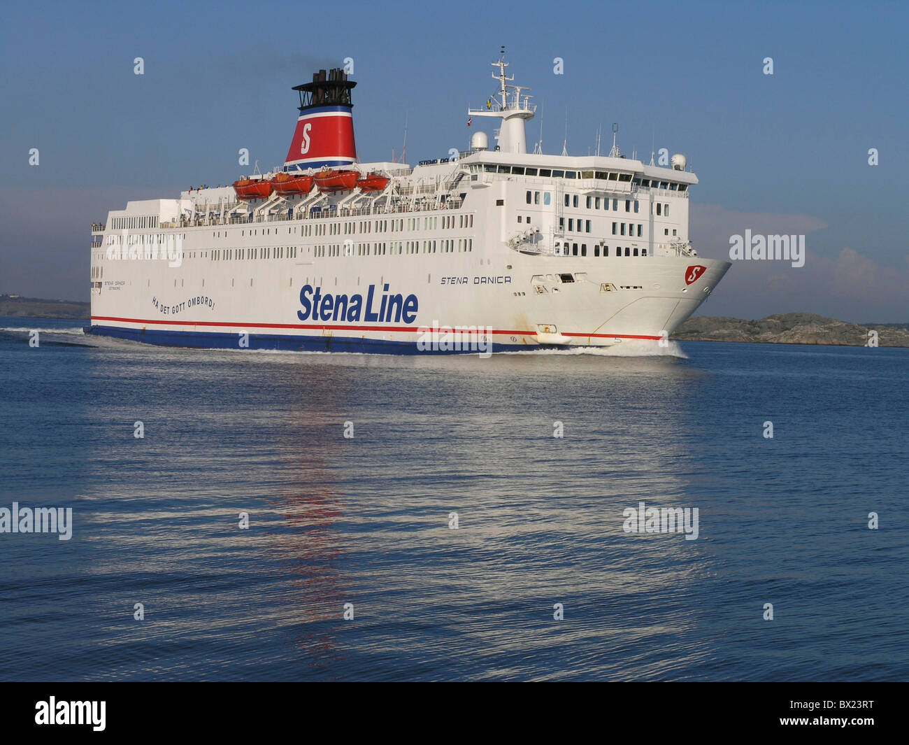 Auto bateau ferry ferry Stena Line navire mer Suède Europe Danemark Europe transports circulation wat Banque D'Images