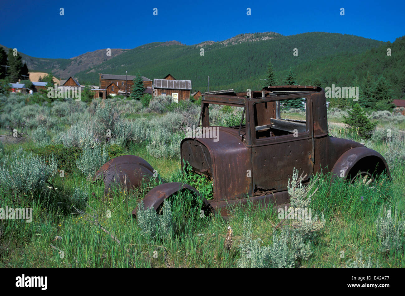 Ghost Town épave véhicule mise au rebut des déchets de ferraille Elkhorn règlement Ghost Town State monument monument Montana USA United Banque D'Images