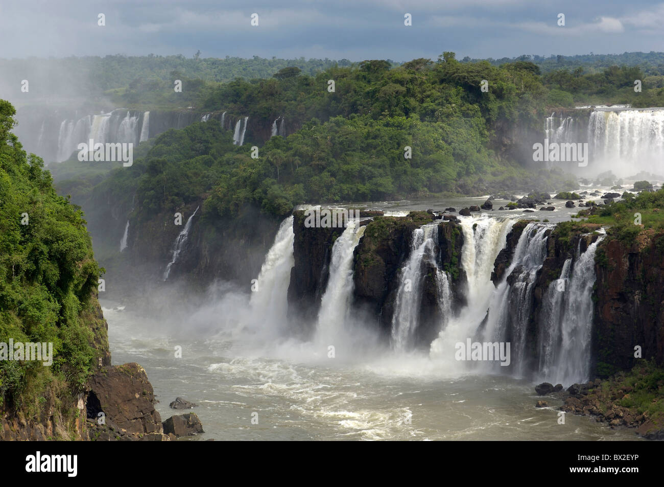 Le parc national Parque paysages n'Iguazu Cataratas do Iguaçu chutes d'Iguaçu Iguaçu Foz do Iguazu cascade Banque D'Images