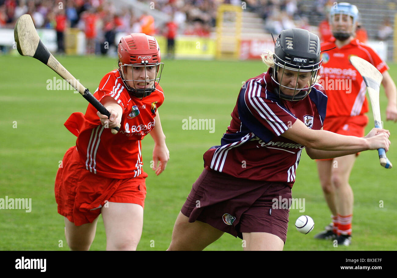 Vs Galway Cork Irlande Camogie Gala- toutes les demi-finale du Championnat senior. 14 août 2010 Banque D'Images