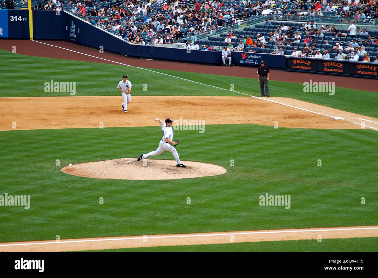 Des scènes de autour de la belle new Yankee Stadium dans le Bronx Banque D'Images