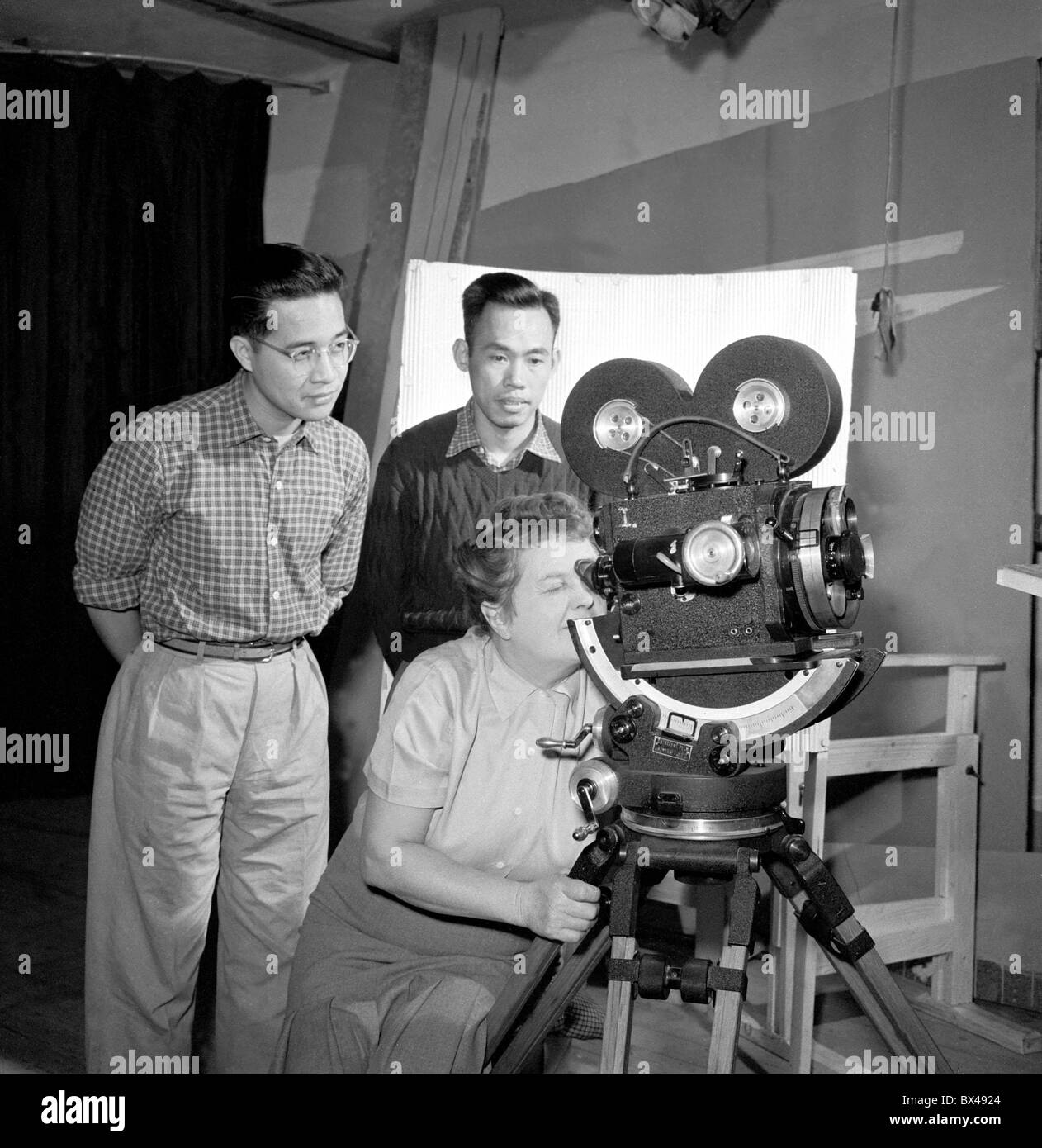 La Tchécoslovaquie 1959, les cinéastes vietnamiens apprendre l'animation commerce de Zlin Studios. Banque D'Images