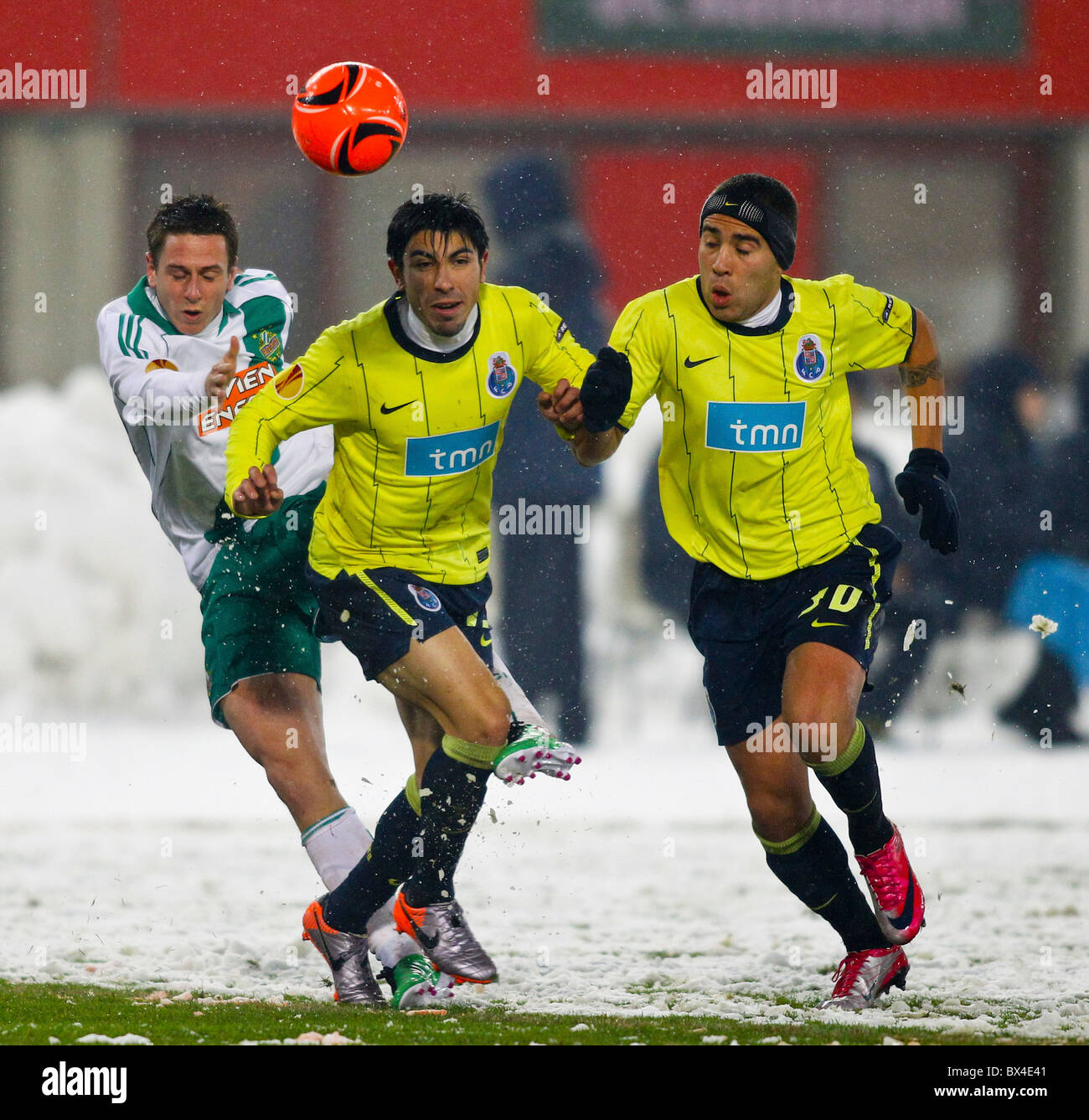 Vienne, AUTRICHE - décembre 2 Rapid perd 1:3 pour le FC Porto le 2 décembre 2010 à Vienne Autriche dans une partie de la ligue de l'UEFA europae Banque D'Images