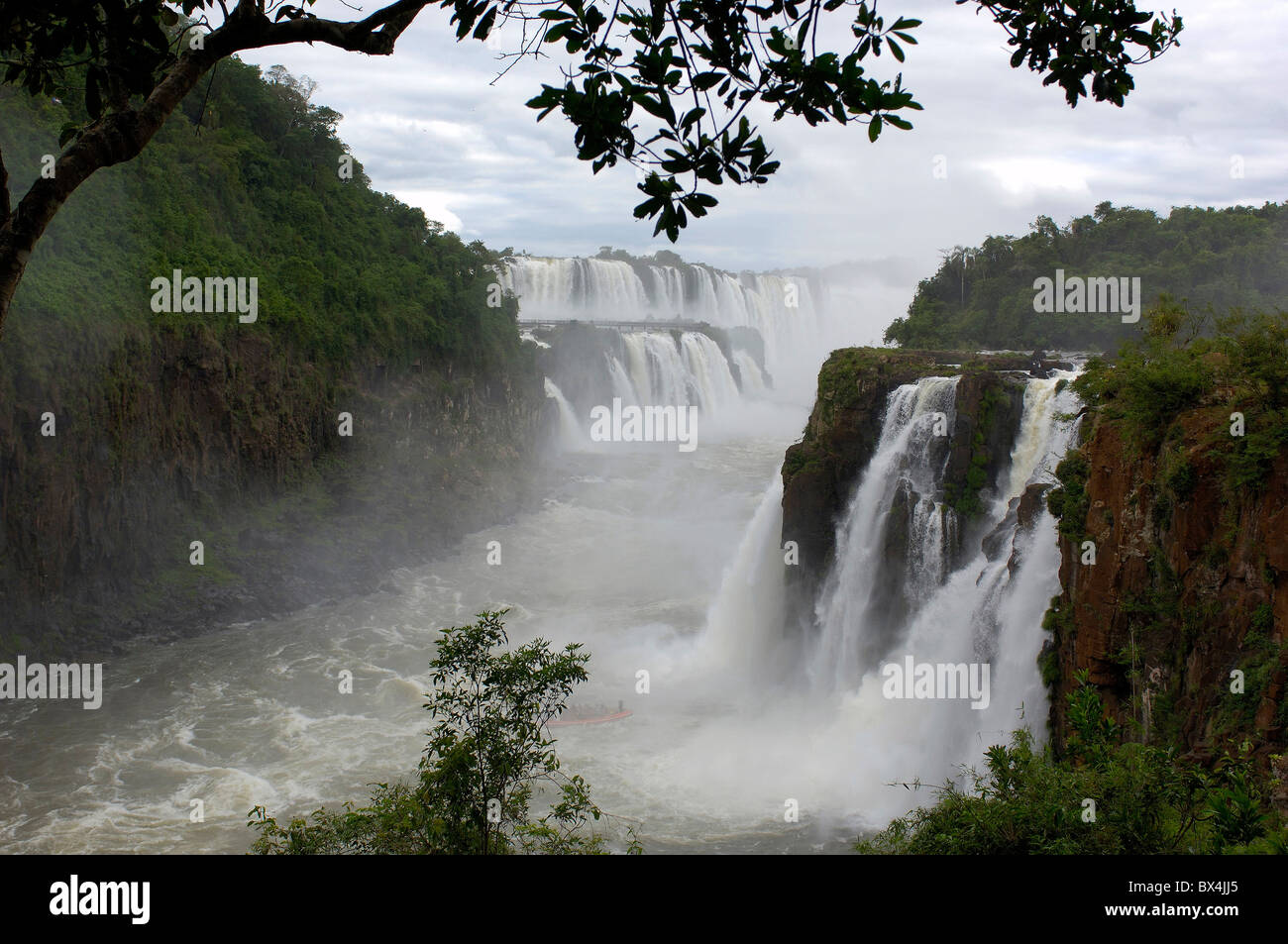 Cataratas del Iguazu Iguazu les chutes d'Iguassu Falls Puerto Iguazu Misiones Argentine Amérique du Sud Banque D'Images