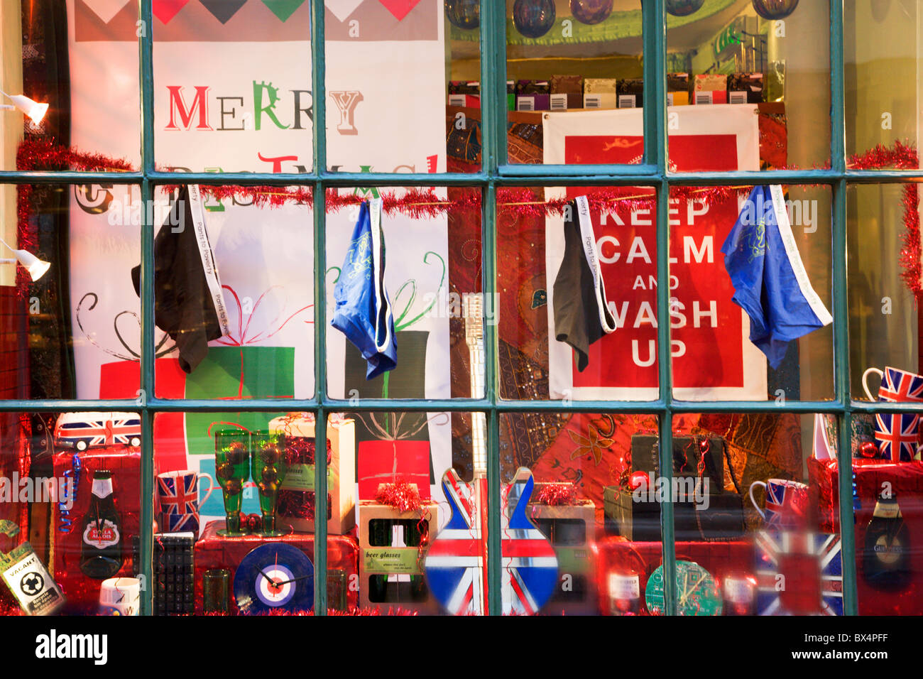 Affichage de vitrine de Noël sur Petergate York Yorkshire Englan Banque D'Images