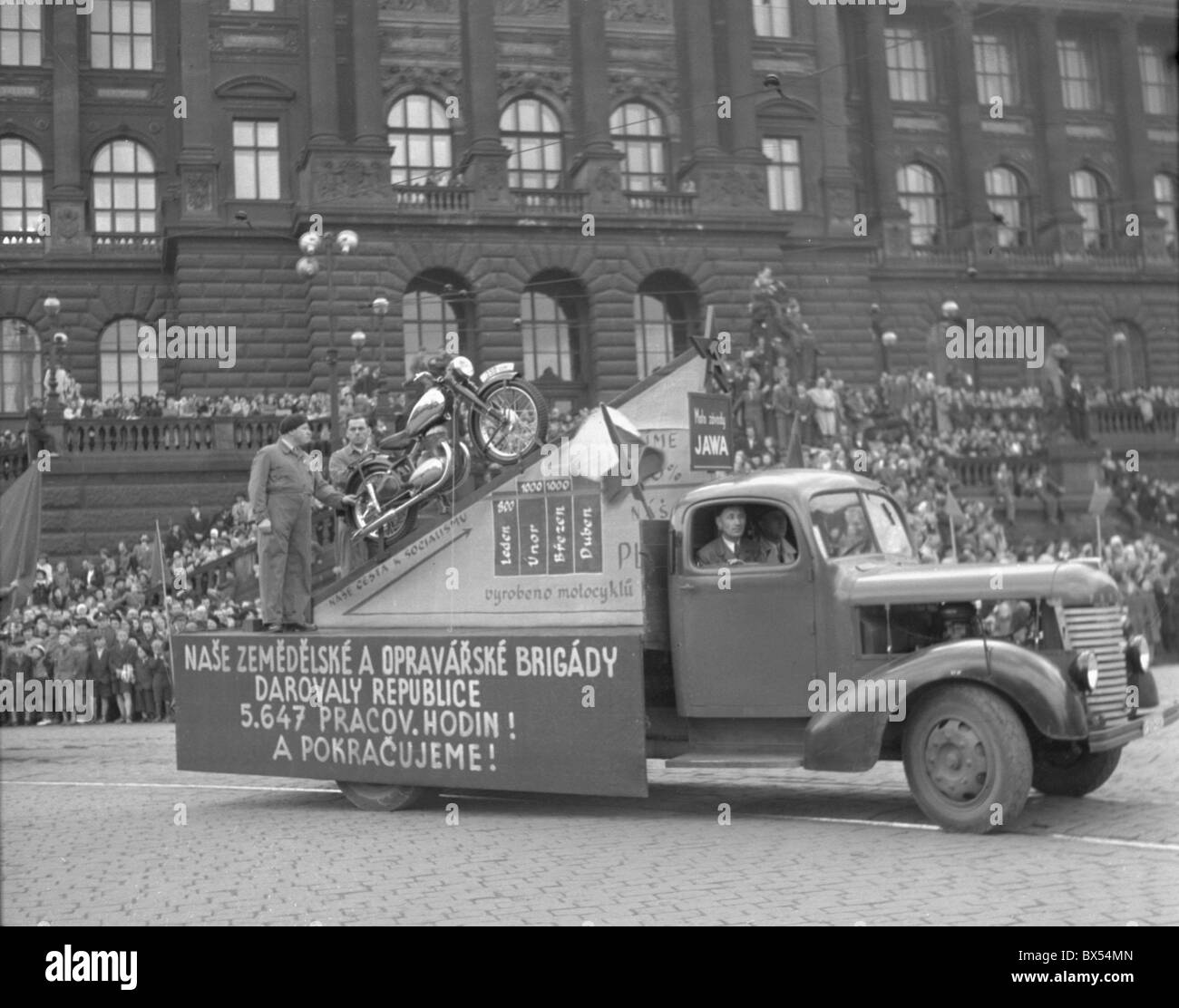 Prague, mai 1947 par jour Musée National. CTK Photo Vintage Banque D'Images