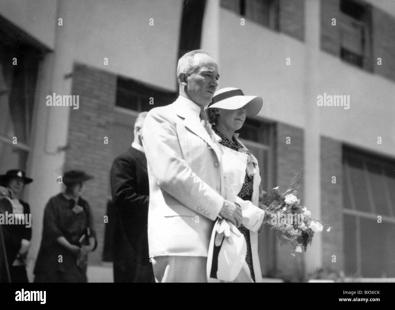 La Tchécoslovaquie 1938, président Edvard Benes avec sa femme Hana à Zlin. Banque D'Images