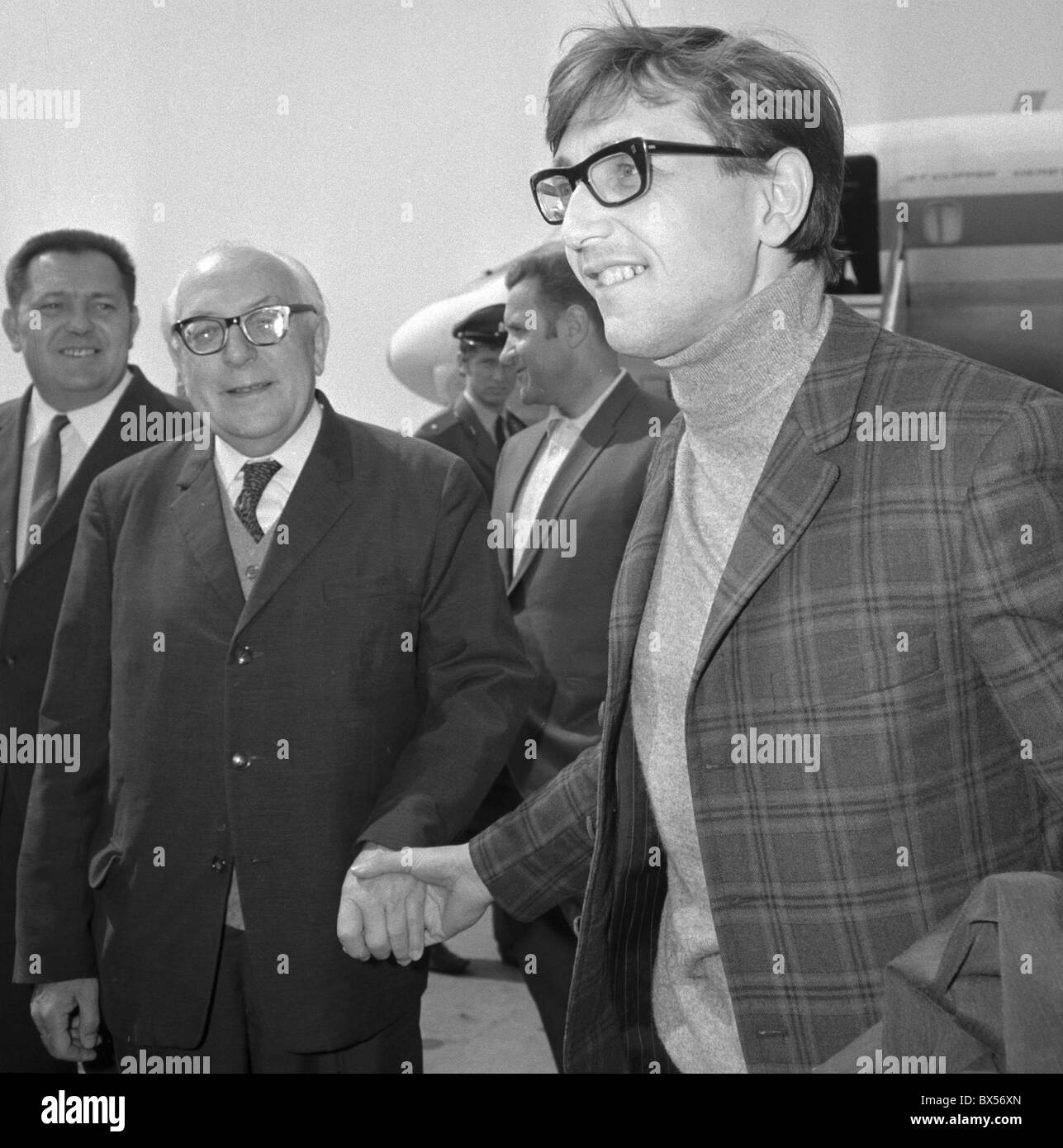 Jiri Menzel, Josef Menzel, Trains étroitement surveillés Banque D'Images