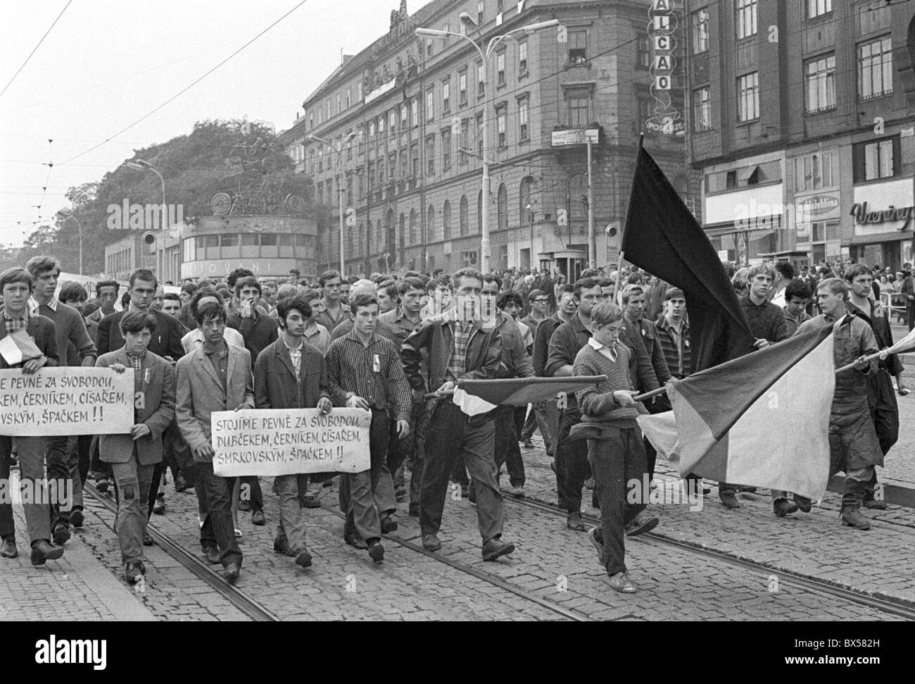 Mars, de protestation, de manifestation, de bannière, drapeau, Brno Banque D'Images