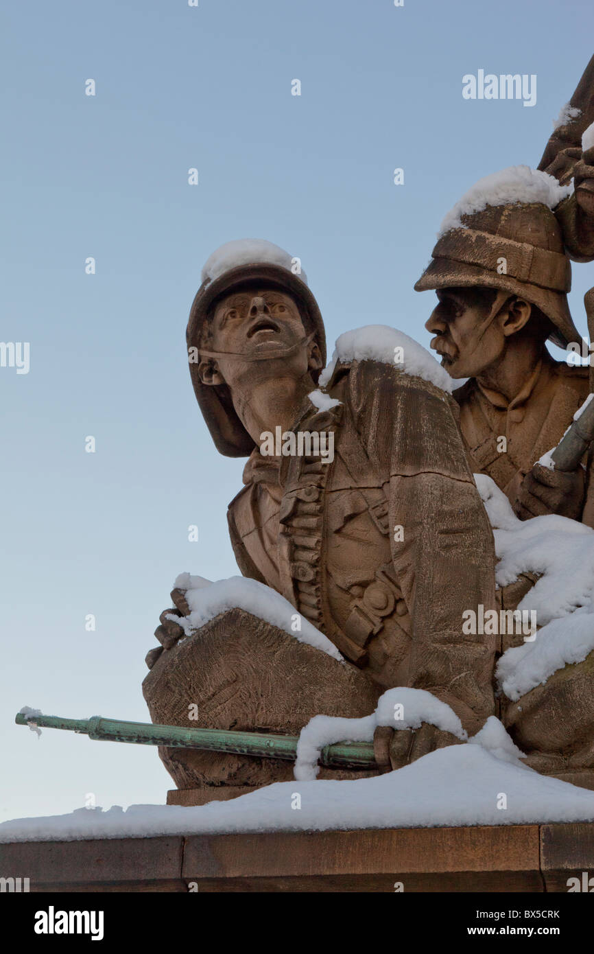 King's Own Scottish Borderers (le régiment d'Édimbourg) Memorial, North Bridge, Edinburgh, Ecosse Banque D'Images