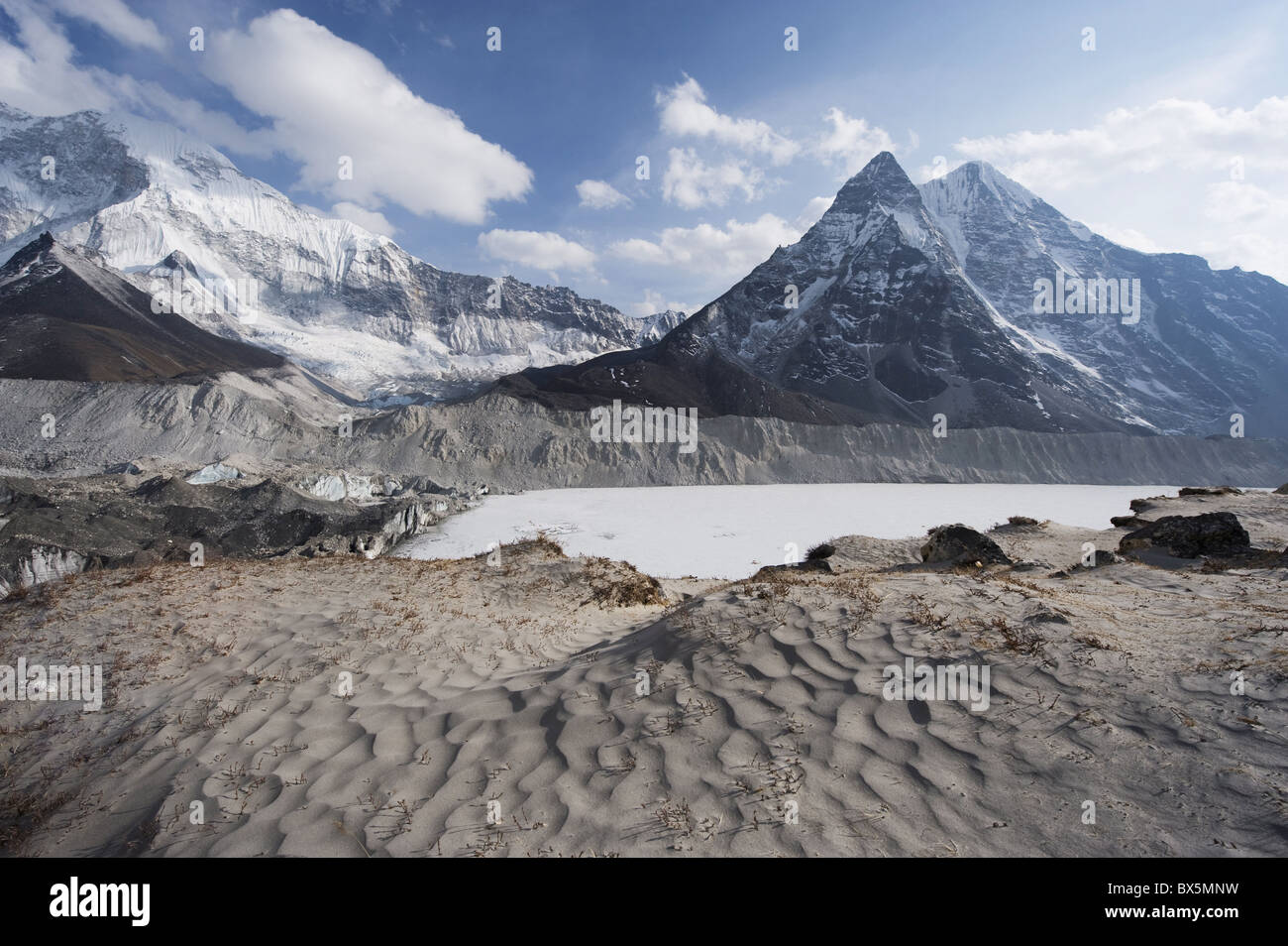 Le lac Imja Solu Khumbu, Région de l'Everest, parc national de Sagarmatha, Himalaya, Népal, Asie Banque D'Images