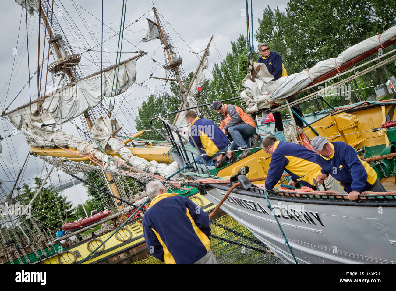 Des marins de port, Gdynia, Pologne Banque D'Images