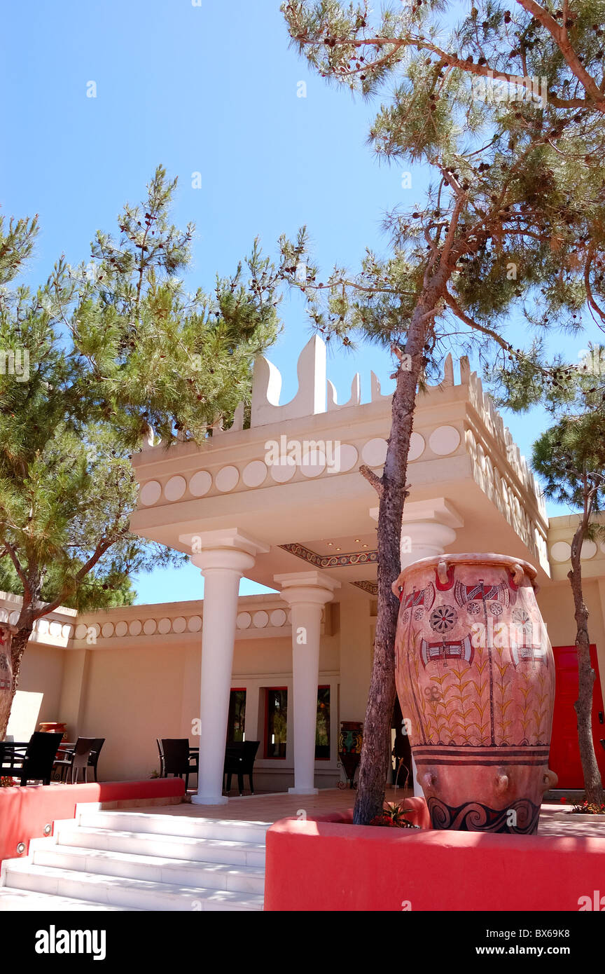 Palais de Knossos comme attraction touristique à l'aire de loisirs de l'hôtel de luxe, Crète, Grèce Banque D'Images