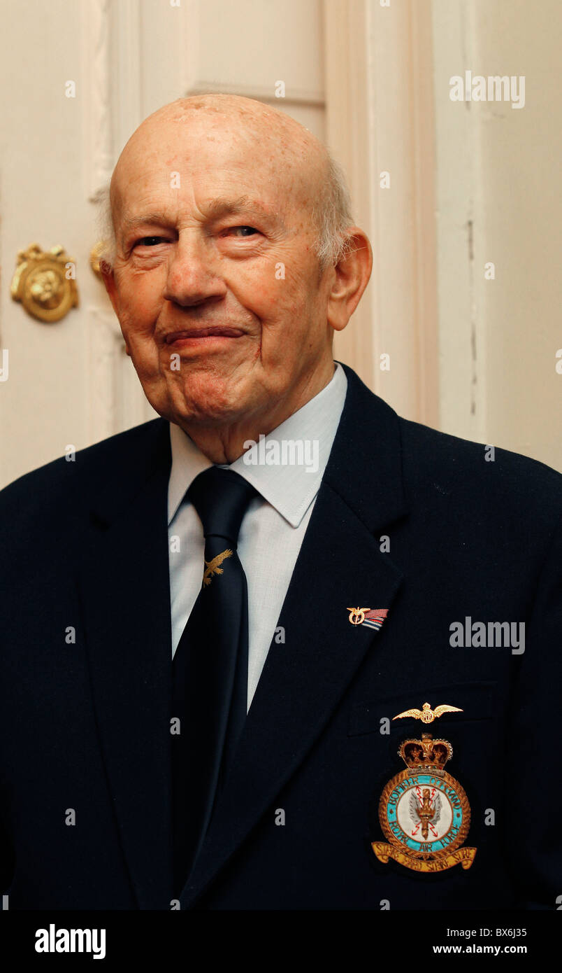 Jaroslav Yann Metayer, vétéran de la DEUXIÈME GUERRE MONDIALE, l'aviateur Banque D'Images