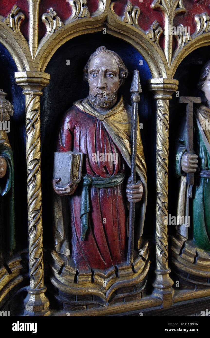 Saint Matthias sculpture en chapelle Marler, Holy Trinity Church, Coventry, Royaume-Uni Banque D'Images