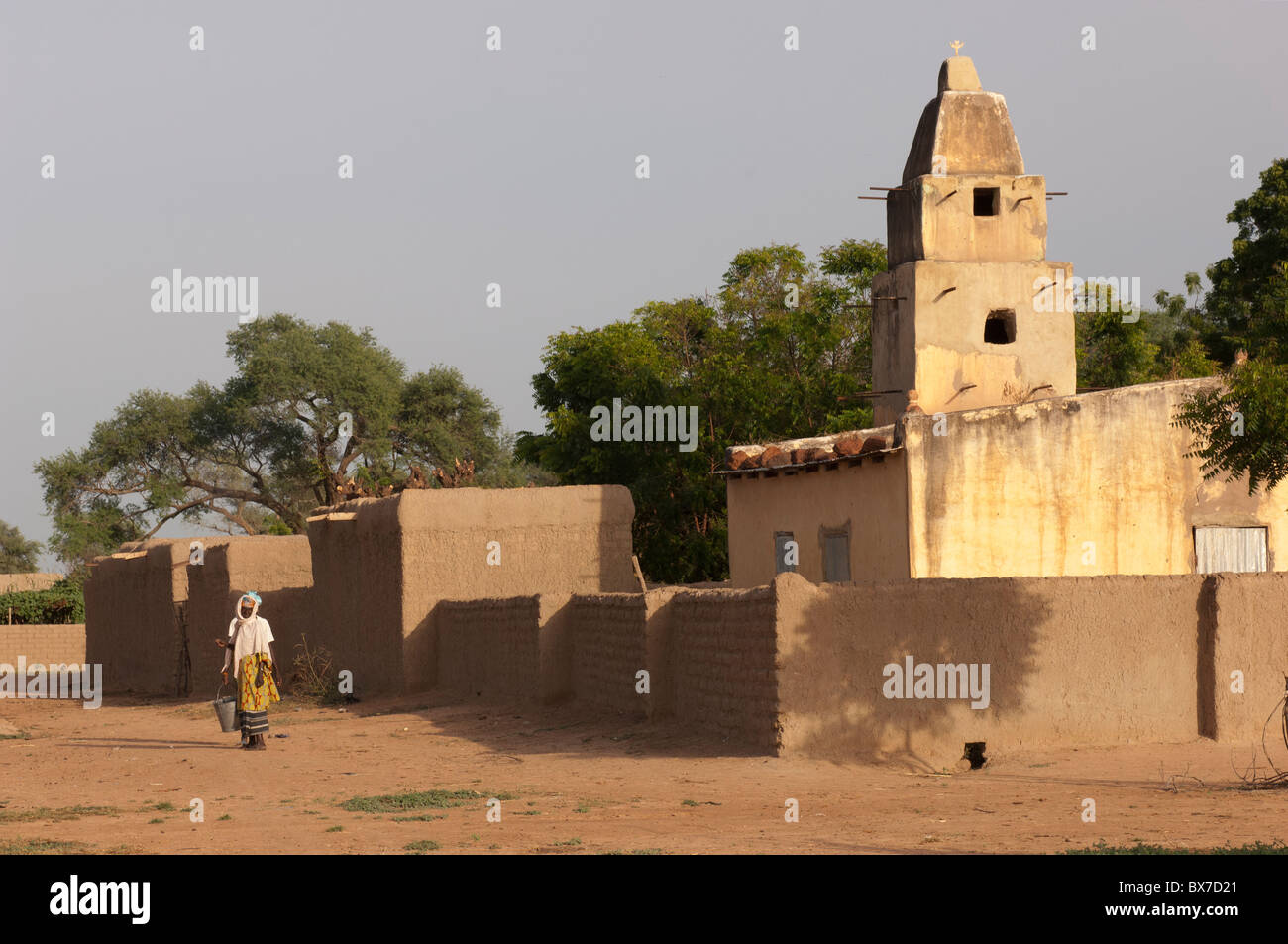 Madagascar Rural Mosques Mosquée simple dans un village rural au Mali, Afrique de l'Ouest Photo ...