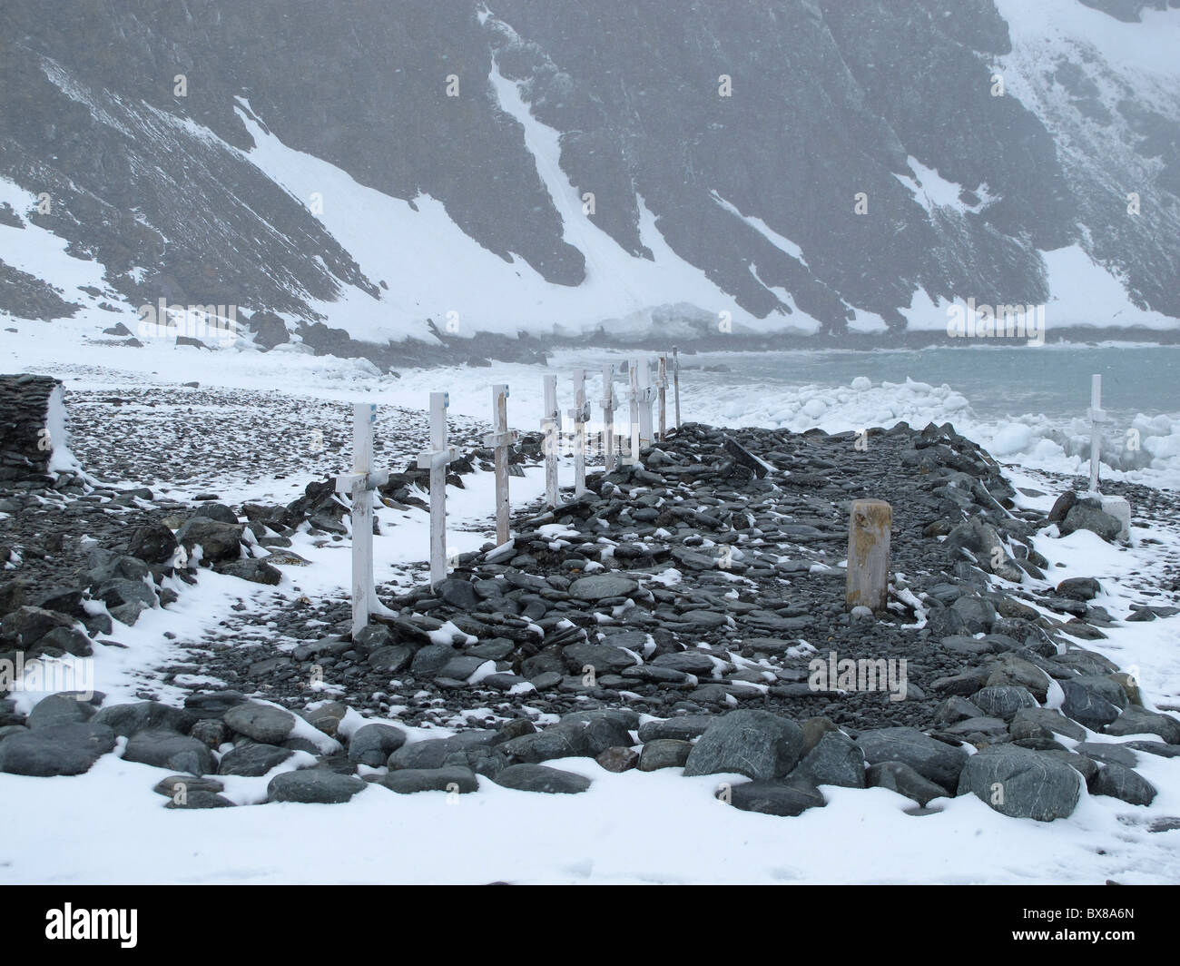 Cimetière de Orcadas station de recherche polaire (Argentine), Laurie Island, îles Orcades du Sud, l'Antarctique Banque D'Images