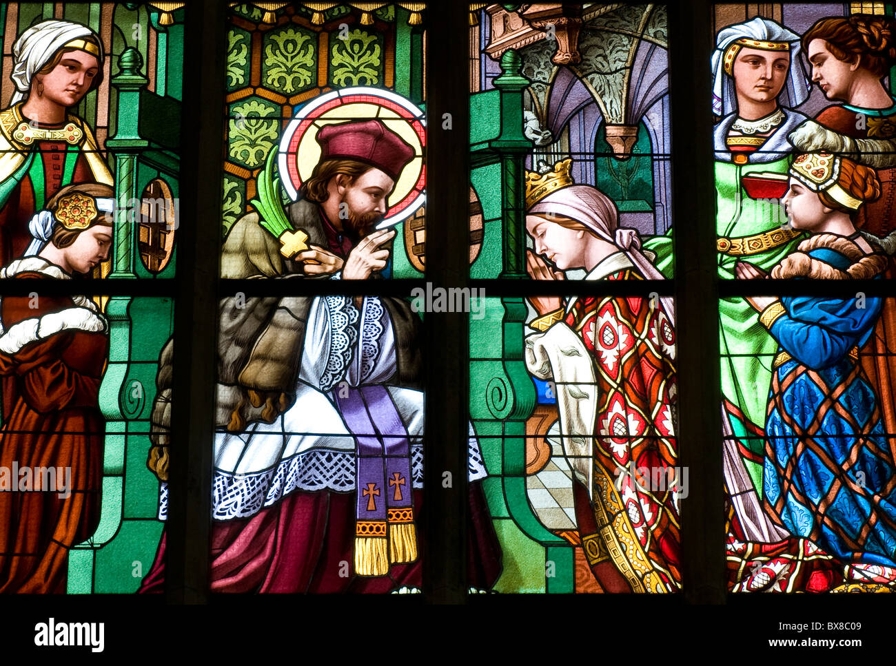 Vitraux dans l'église Sainte Barbara, Kutna Hora, République Tchèque Banque D'Images