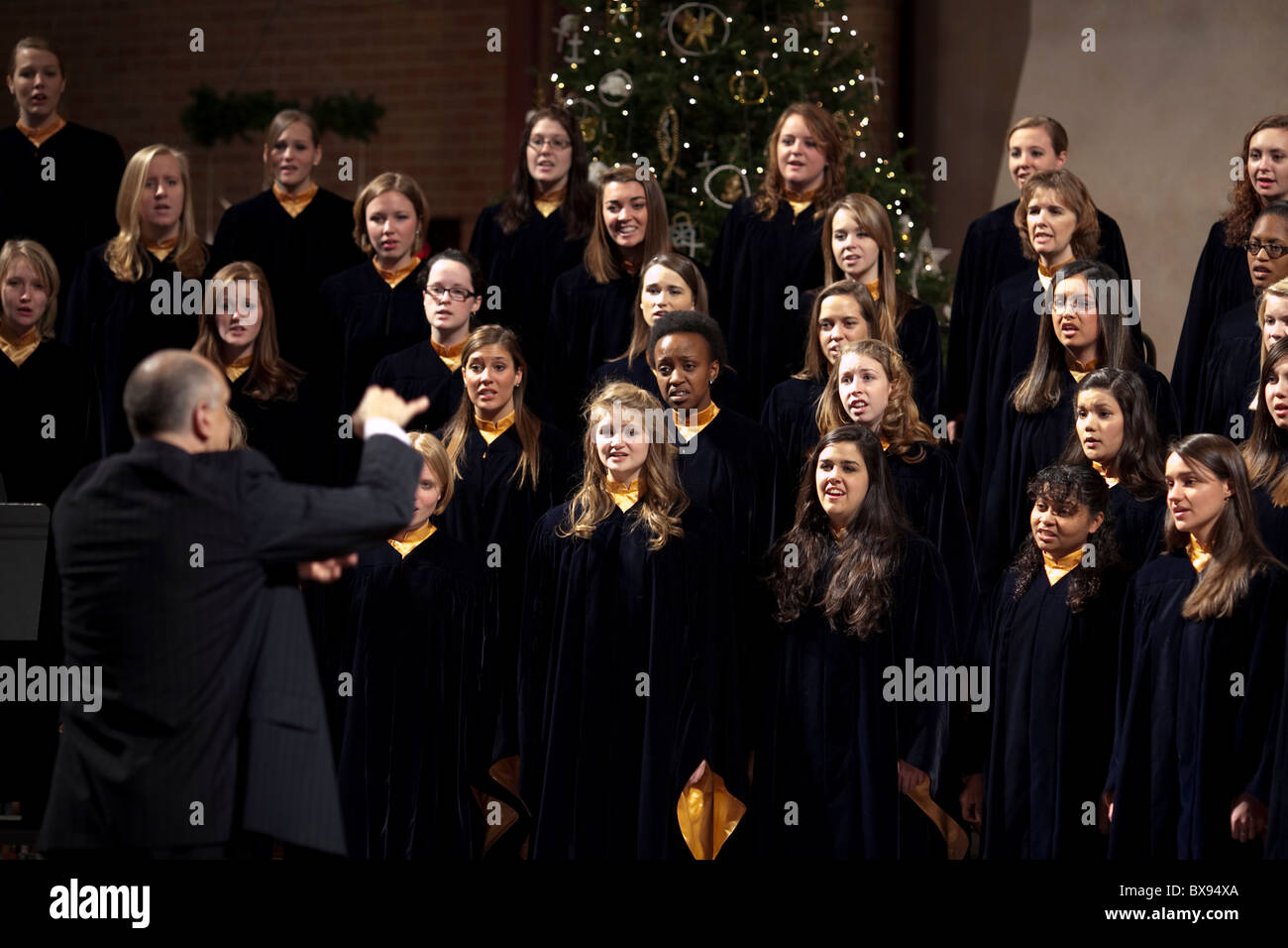 Texas Lutheran University's choir performance vêpres de Noël Une tradition de Noël effectués à Saint Martins Banque D'Images