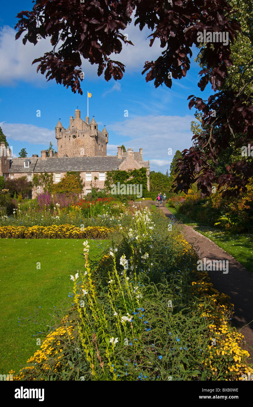 Château et jardins de Cawdor, près d'Inverness, région des Highlands, Écosse. Banque D'Images