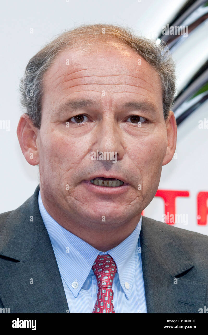 Frédéric BANZET, membre du conseil d'administration du Groupe PSA et Citroën, la marque à la 63. Internationale Internationale Automobilausstellung Banque D'Images
