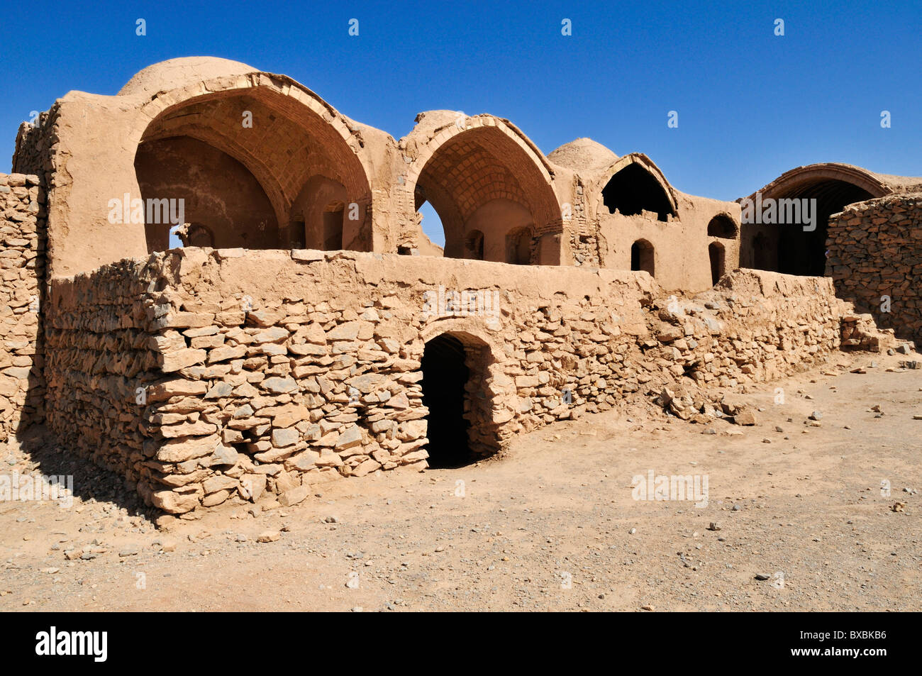 Les bâtiments de cérémonie à la Tour du Silence, cimetière zoroastrien, le zoroastrisme, Mazdanism, Yazd, la Perse, l'Iran, l'Asie Banque D'Images