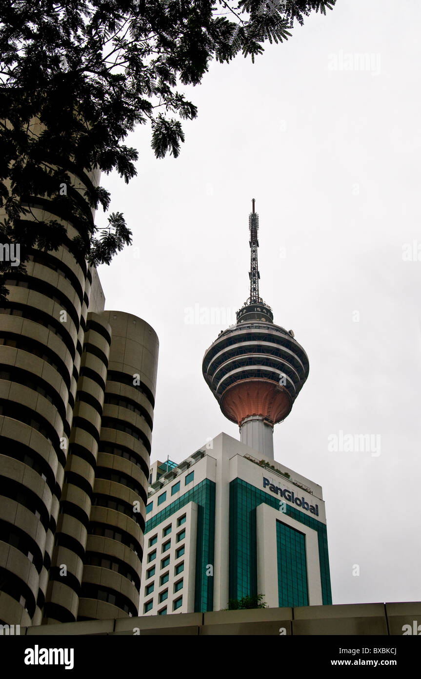 La KL Tower à Kuala Lumpur. Photo par Gordon 1928 Banque D'Images