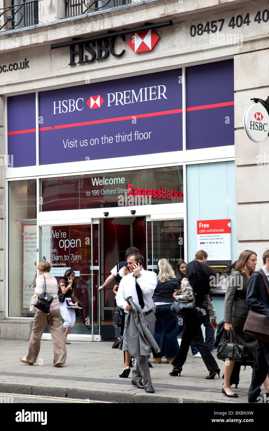 Filiale de la banque HSBC sur Oxford Street à Londres, Angleterre, Royaume-Uni, Europe Banque D'Images