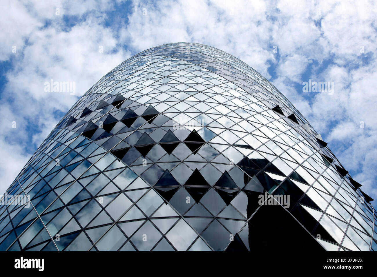 Siège de l'assurance Swiss-Re, Swiss Re Building, la tour Swiss Re à Londres, Angleterre, Royaume-Uni, Europe Banque D'Images