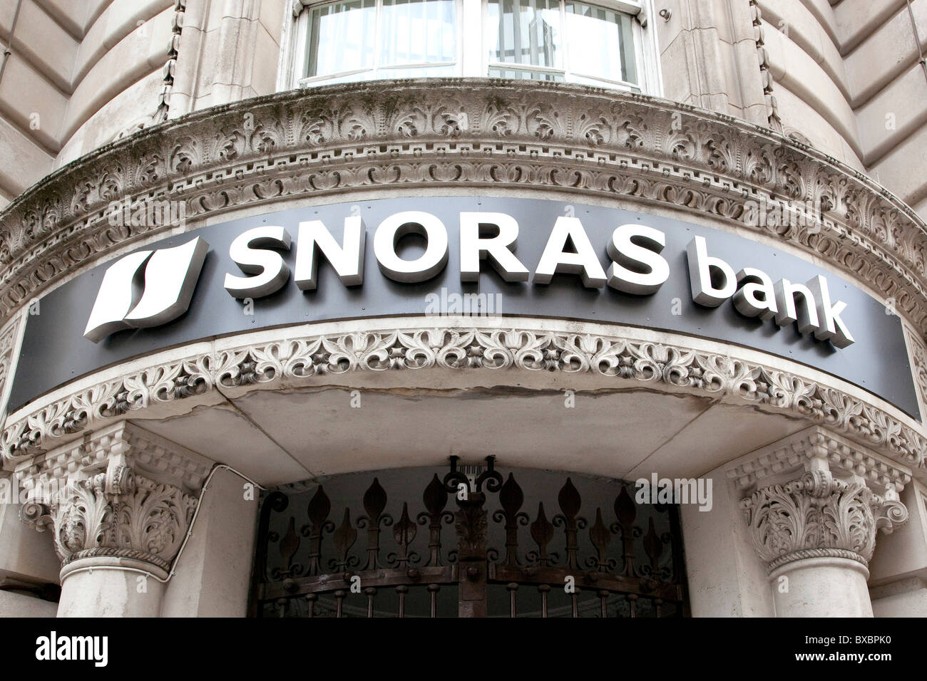 Logo du SNORAS Bank à Londres, Angleterre, Royaume-Uni, Europe Banque D'Images