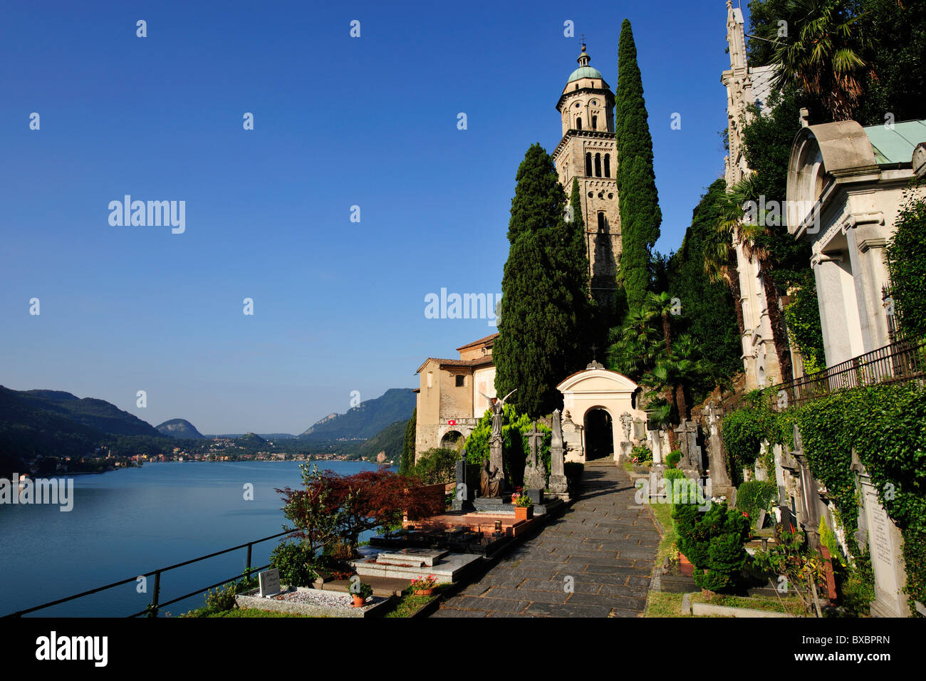 Église de Morcote situé sur Lago di Lugano, Lac de Lugano, Canton du Tessin, Suisse, Europe Banque D'Images