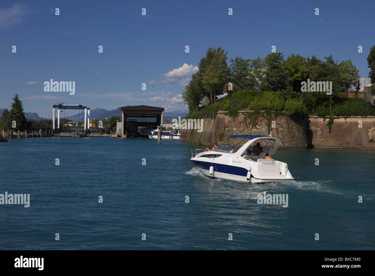 Bateau de Pescheira de Garde Lac de Garde Italie Banque D'Images
