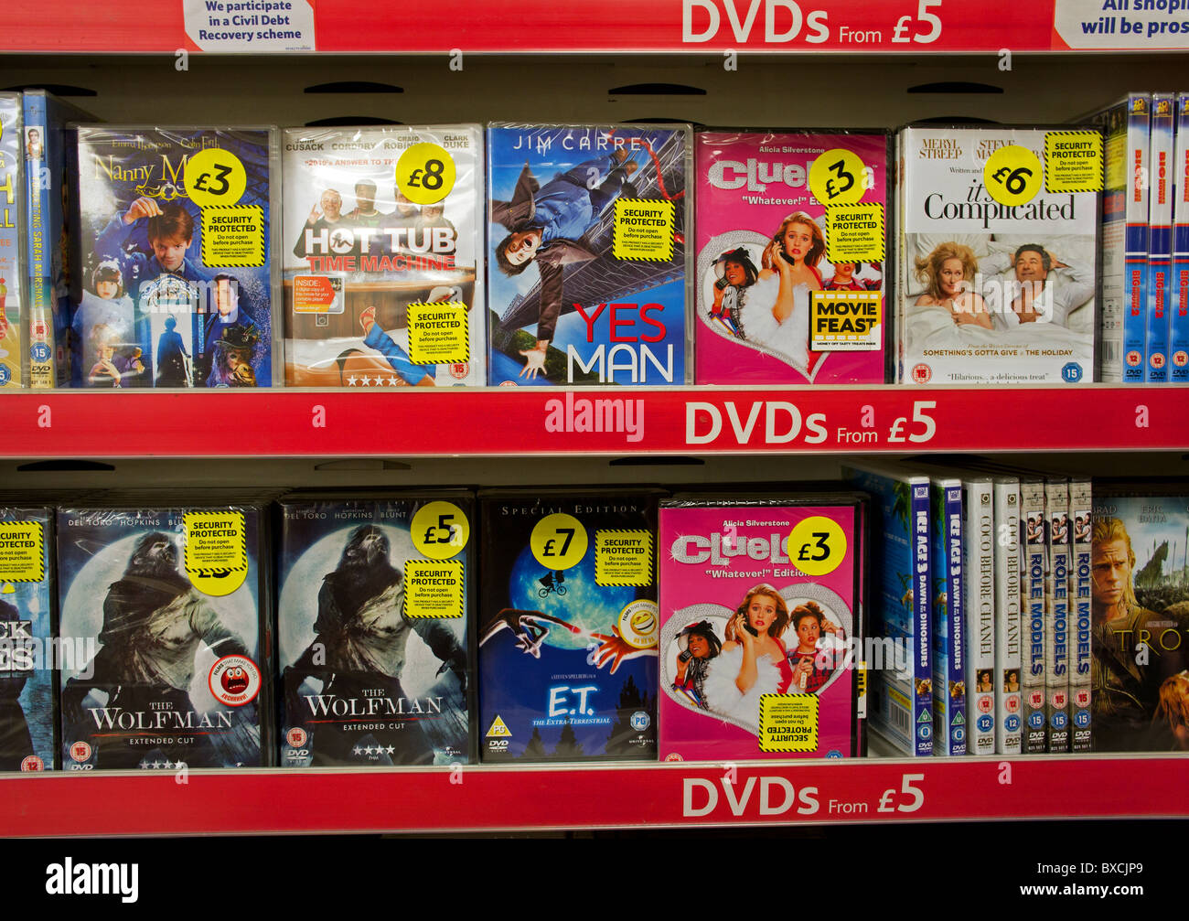 Dvd en vente en supermarché au Royaume-Uni Banque D'Images