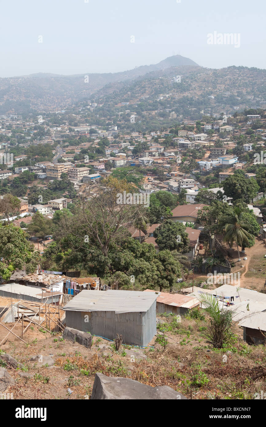 Vue panoramique sur Freetown, Sierra Leone, Afrique de l'Ouest. Banque D'Images