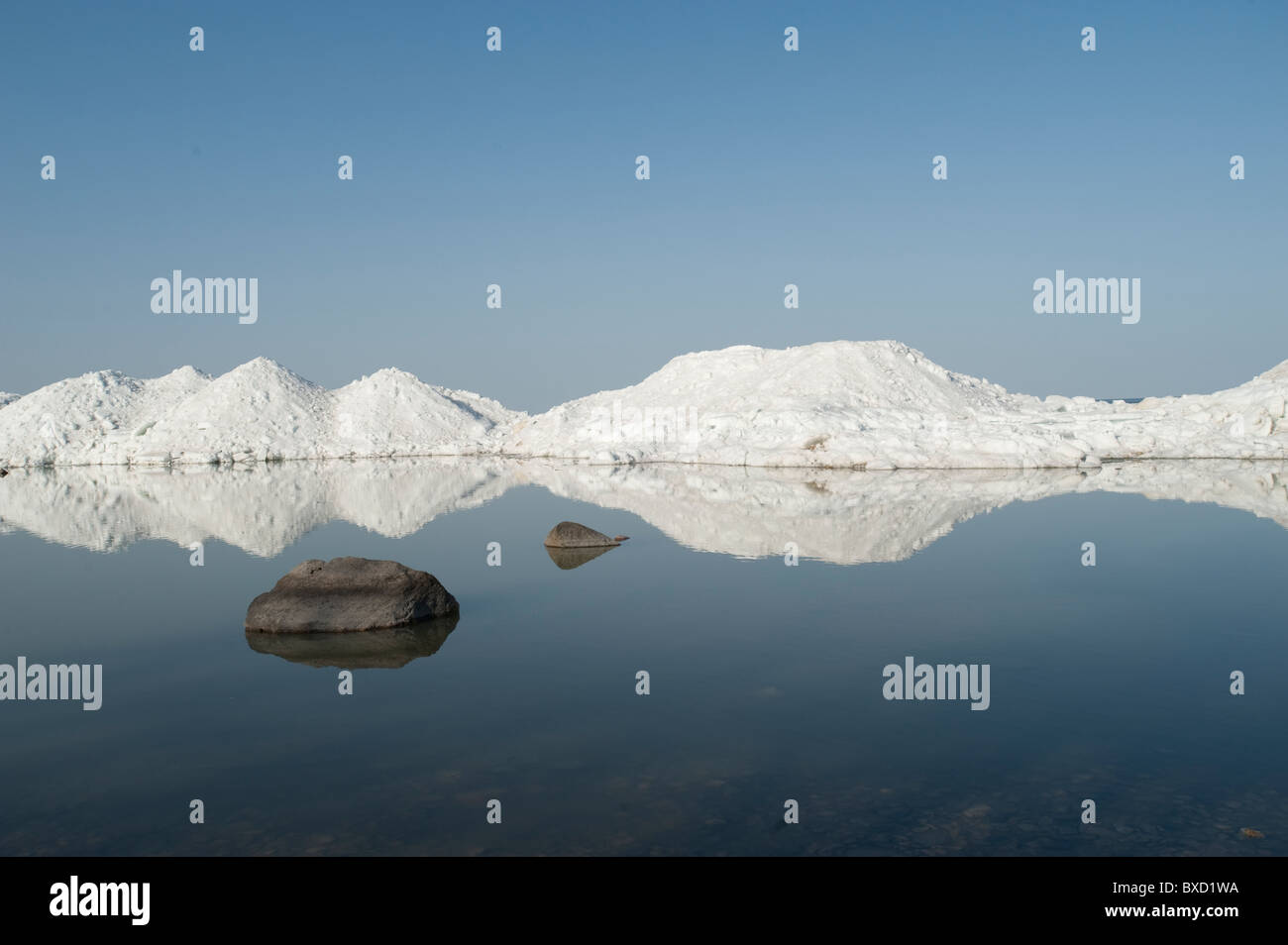 lac-de-winnipeg-en-hiver-banque-de-photographies-et-d-images-haute