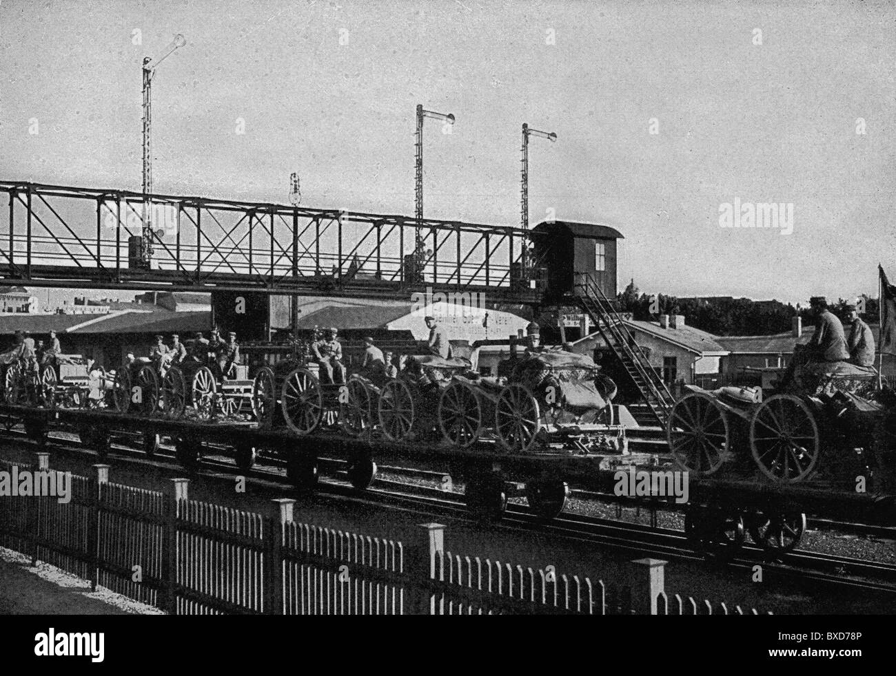 Evénements, première Guerre mondiale / première Guerre mondiale, début, régiment d'infanterie allemand chargé sur un train de fret pour le transport ferroviaire, début août 1914, droits supplémentaires-Clearences-non disponible Banque D'Images