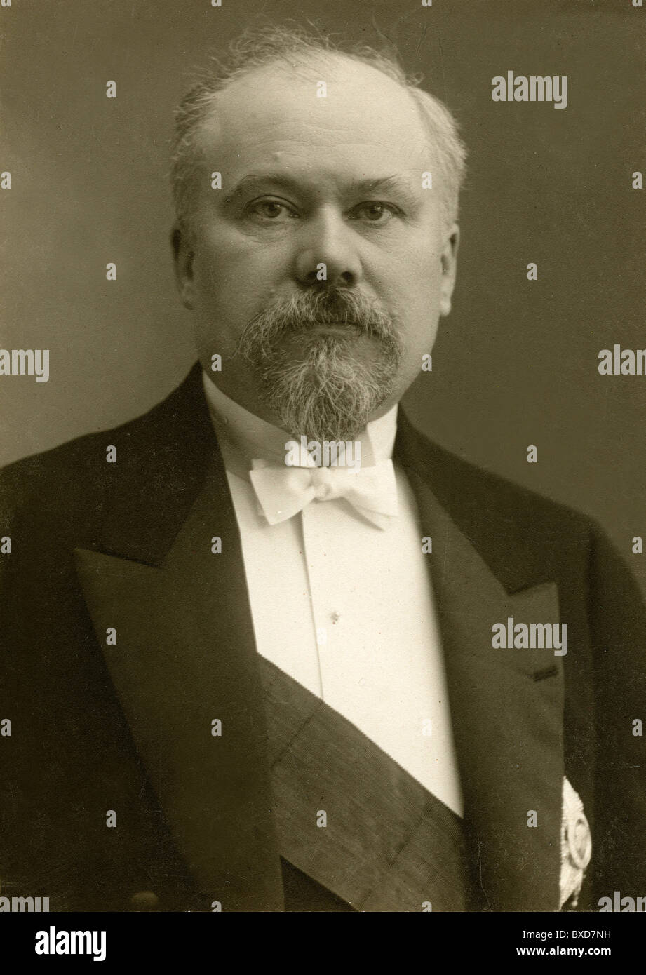 Portrait de Raymond Poincaré (1860-1934) politicien conservateur français, Premier ministre français et président français (1913-1920). Banque D'Images