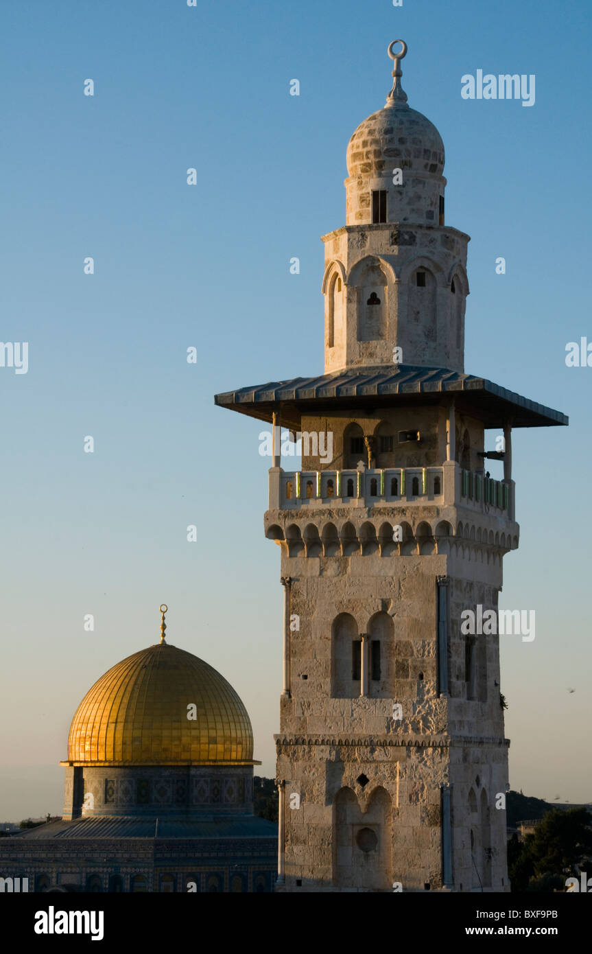 Le dôme du Rocher vu depuis le quartier musulman de Jérusalem Banque D'Images