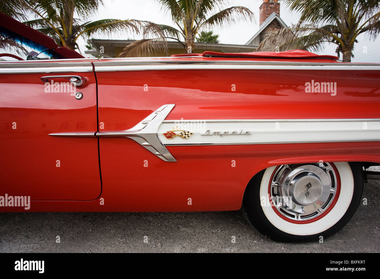 Chevrolet Impala convertible rouge automobile, Anna Maria Island, Floride Floride, États-Unis d'Amérique Banque D'Images