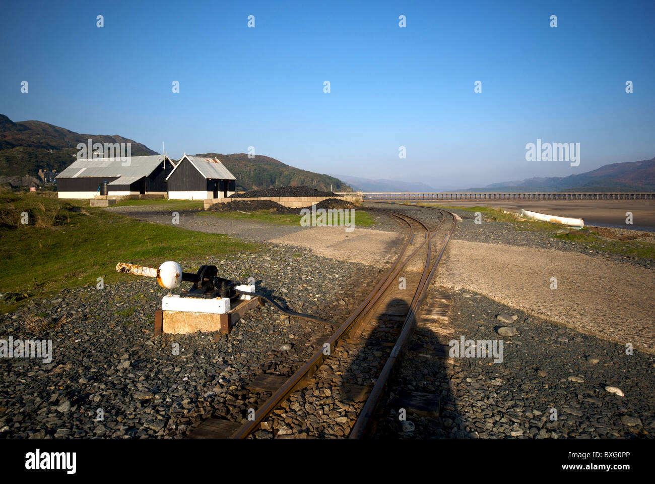 Fairbourne Gwynd Wales UK Railway Petit Gauge Steam station Pont de Barmouth Cafe Banque D'Images