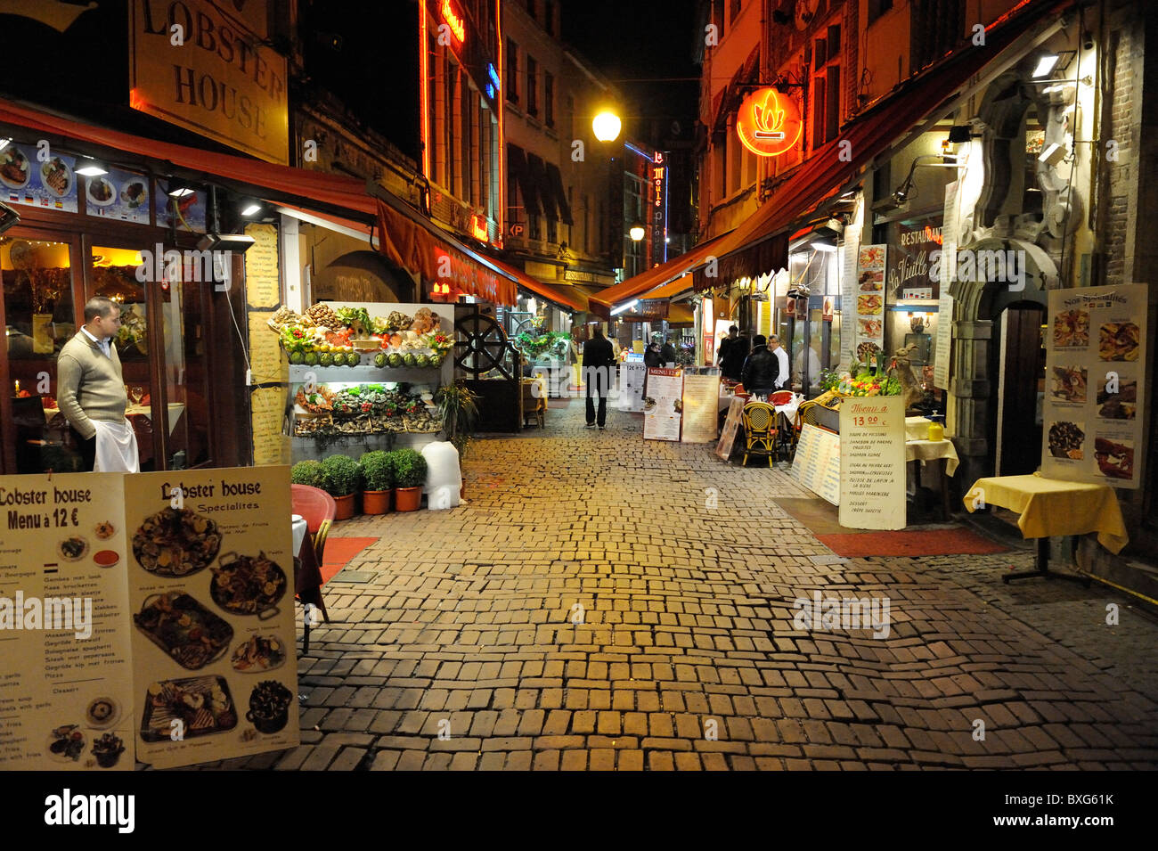 Cafés, restaurants et boîtes de nuit, période de Noël, Bruxelles, Belgique Banque D'Images