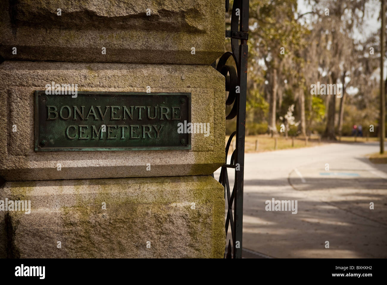 À la porte du cimetière Bonaventure historique de Savannah, Géorgie, USA. Banque D'Images