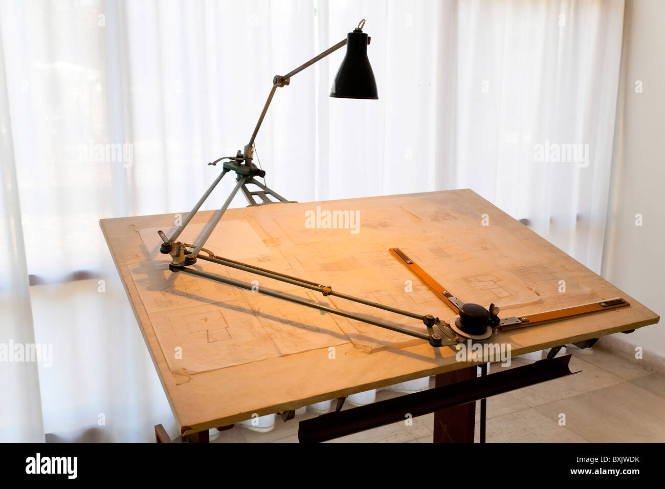 Table à dessin d'architecte Photo Stock Alamy