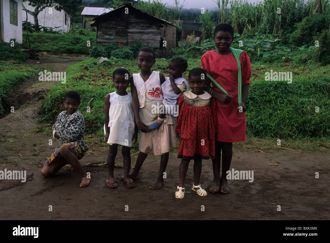 Filles bubi. MOCA au Sud l'île de Bioko EN GUINÉE ÉQUATORIALE Banque D'Images