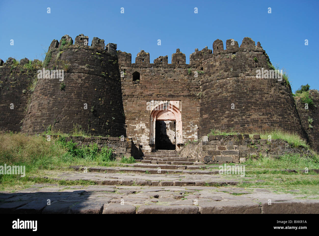 Fort Daulatabad mur d'entrée, Aurangabad, Maharashtra, Inde. Le fort est entouré de trois murs concentriques. Banque D'Images
