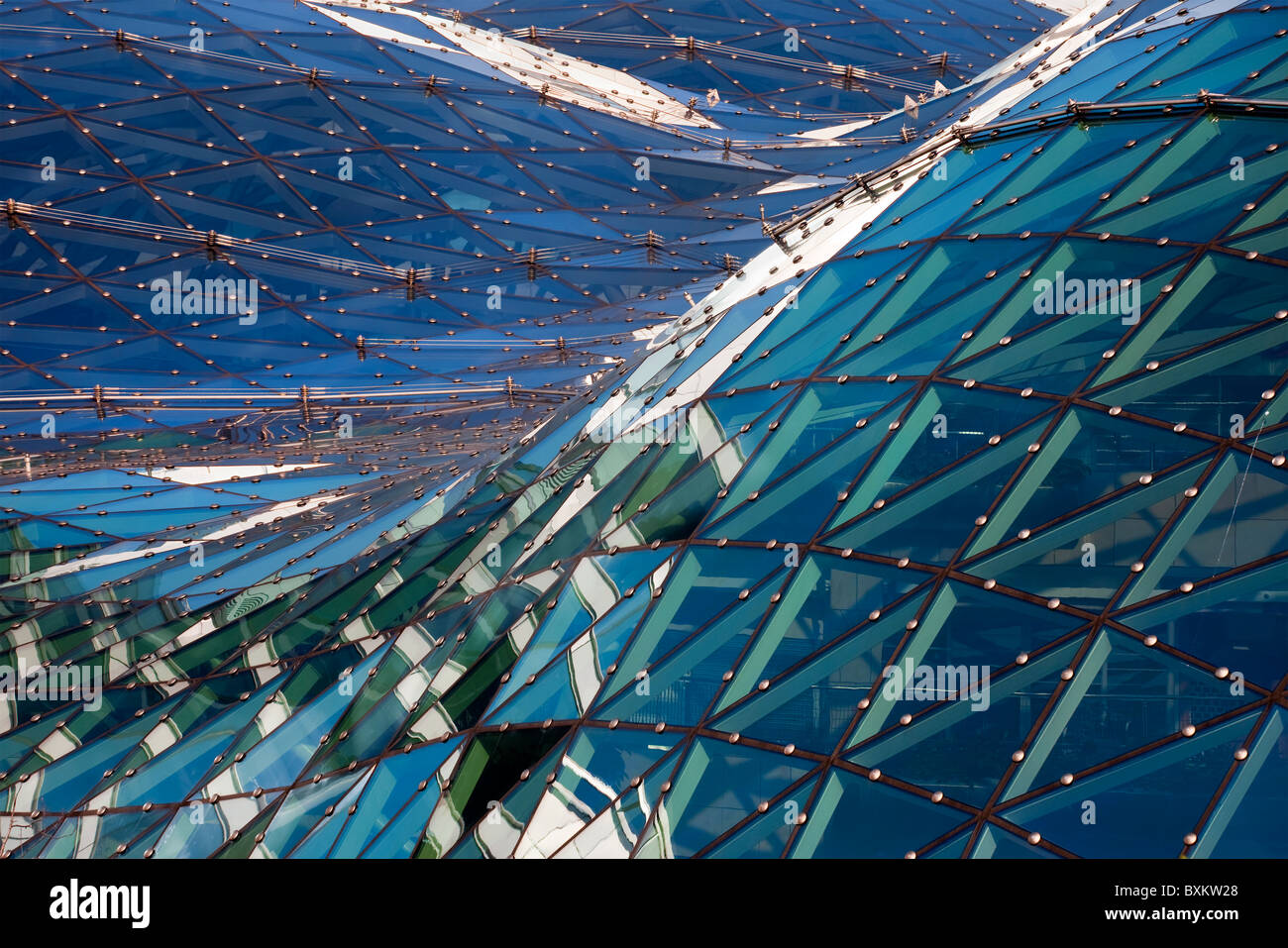 Toit en verre abstract architecture moderne Banque D'Images